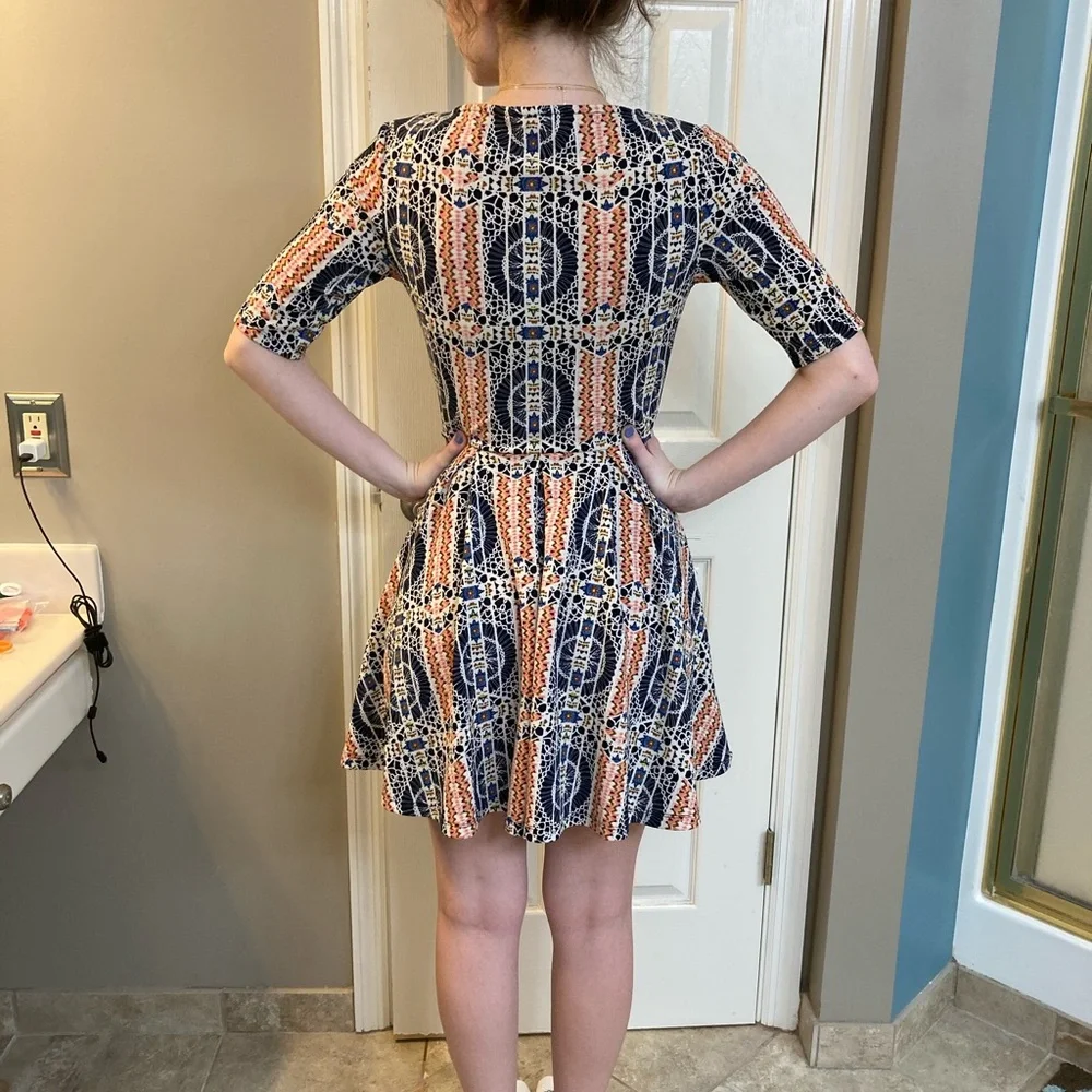 Mimi Chica Skater skirt dress shirt sleeves v-neck pattern Southwestern POCKETS